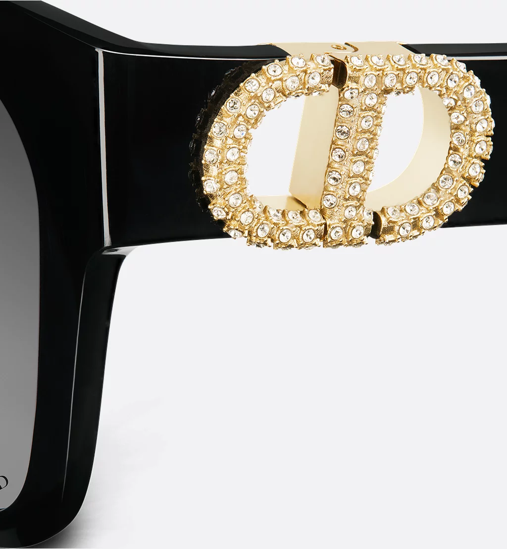 30Montaigne S11I - Image 3